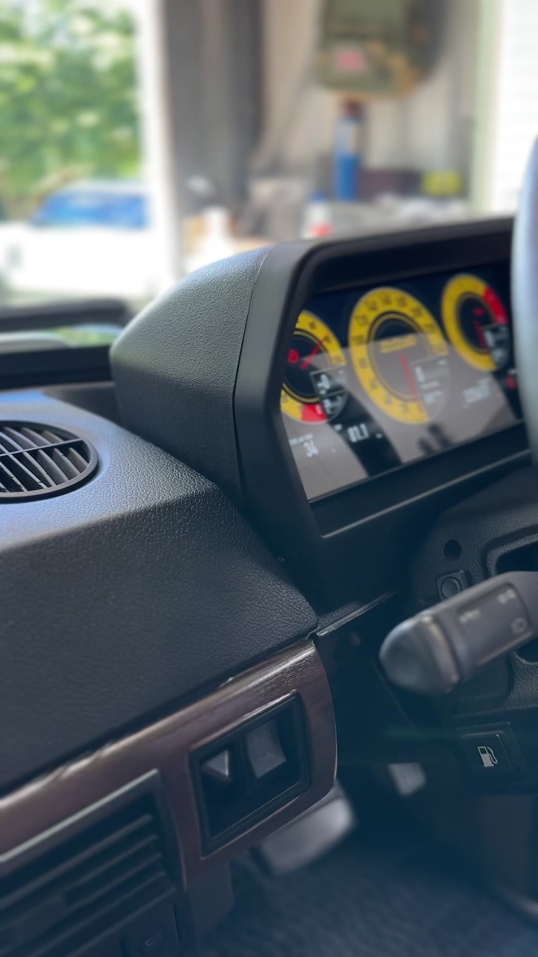 Range Rover Classic Digital Dash (Hard Dash & Soft Dash)
